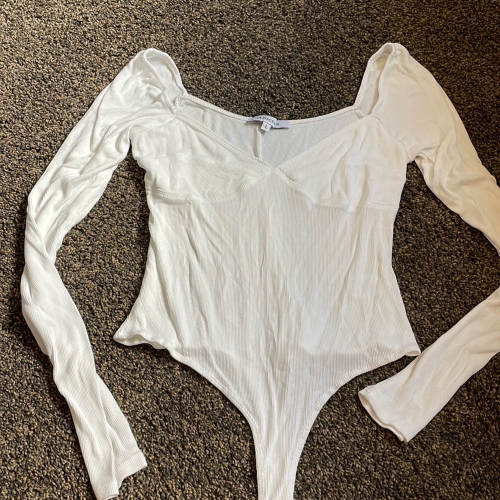 White long sleeve bodysuit
